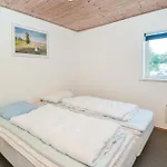 Beach Front Home In Blavand With Sauna Semesterbostad