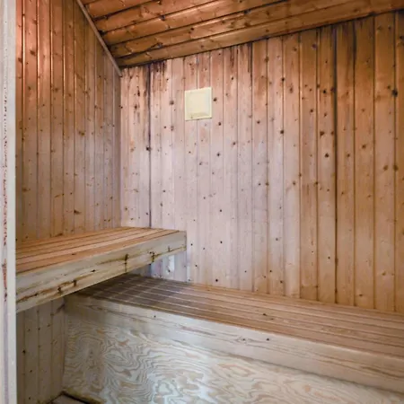 Vakantiehuis Awesome In With Sauna