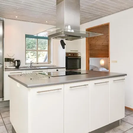 Stunning Home In Blavand With Sauna Prázdninový dům